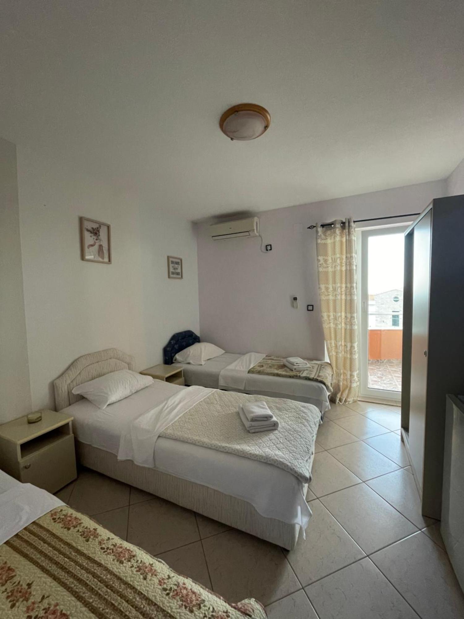 Ivanovic Bed & Breakfast Budua